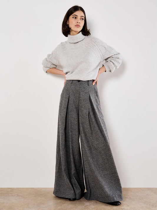 Woven Wide Leg Trousers