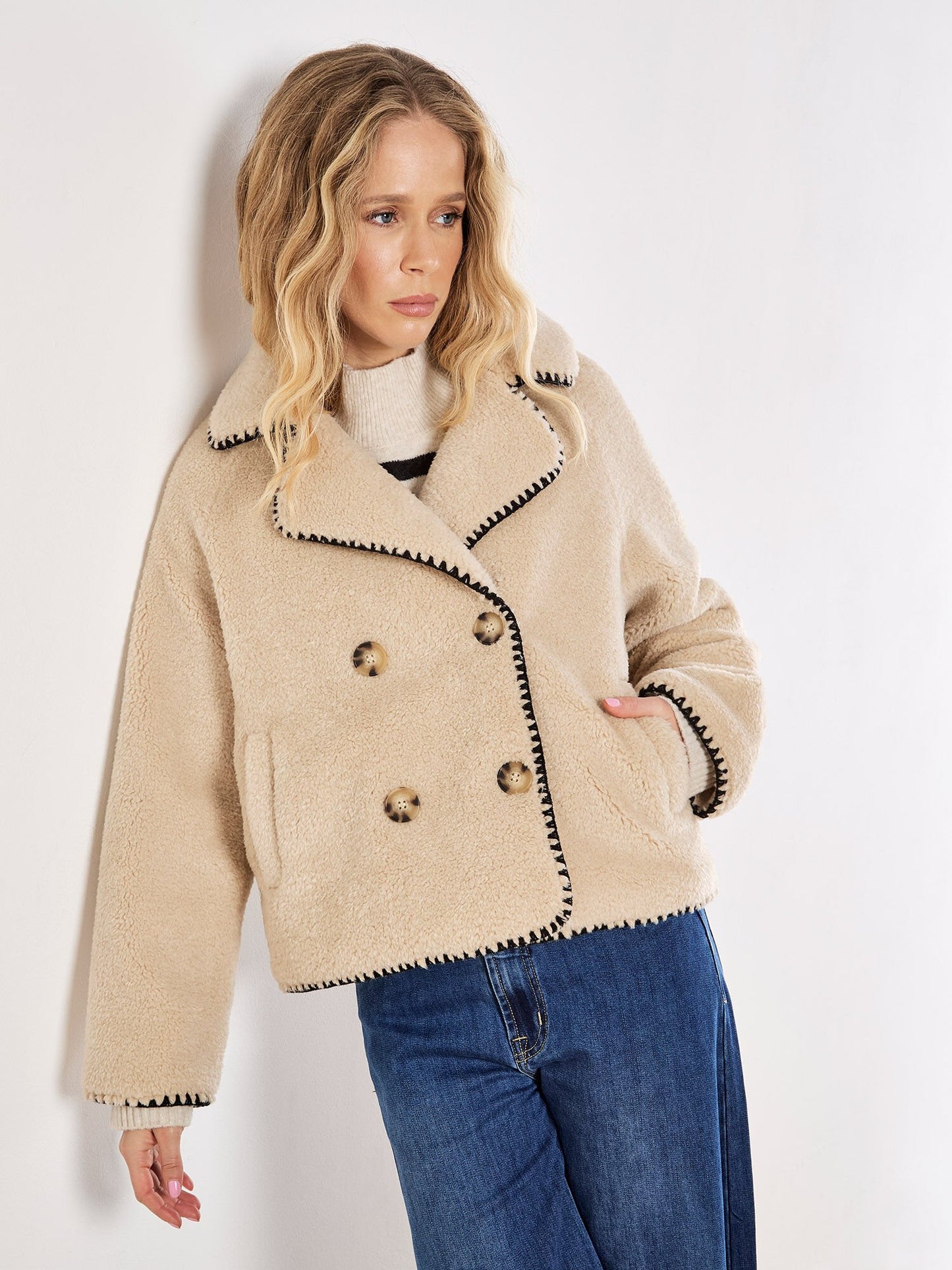 Blanket Stitch Teddy Borg Jacket