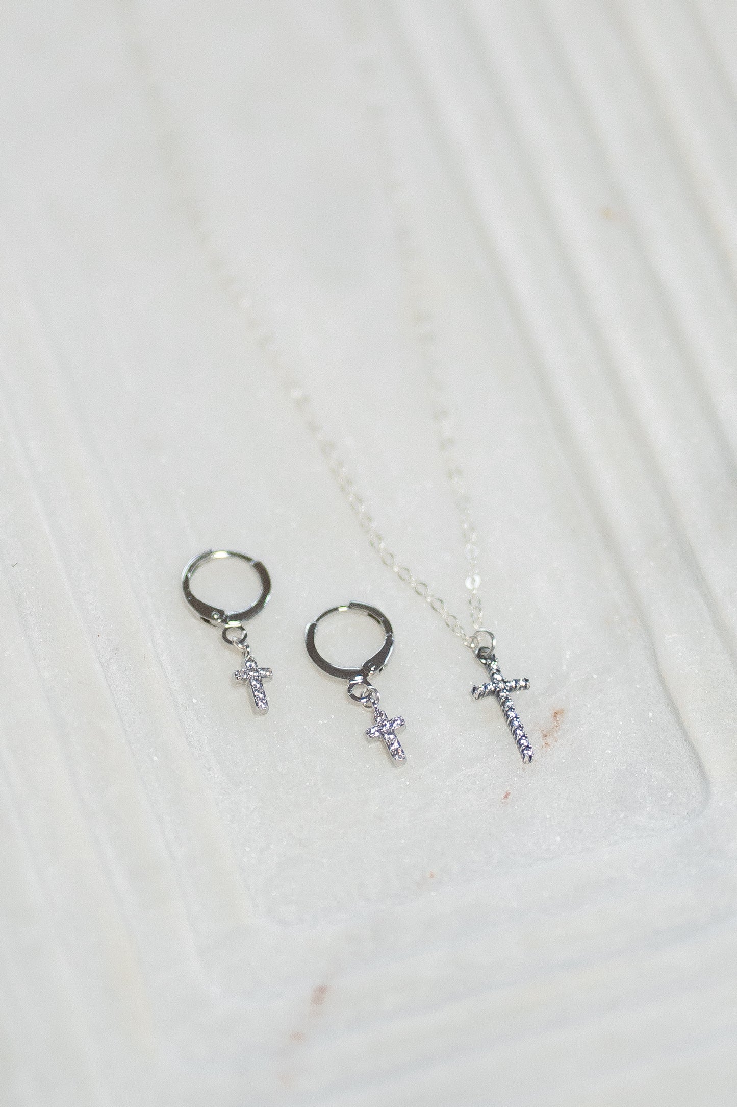 Dainty Cross Necklace