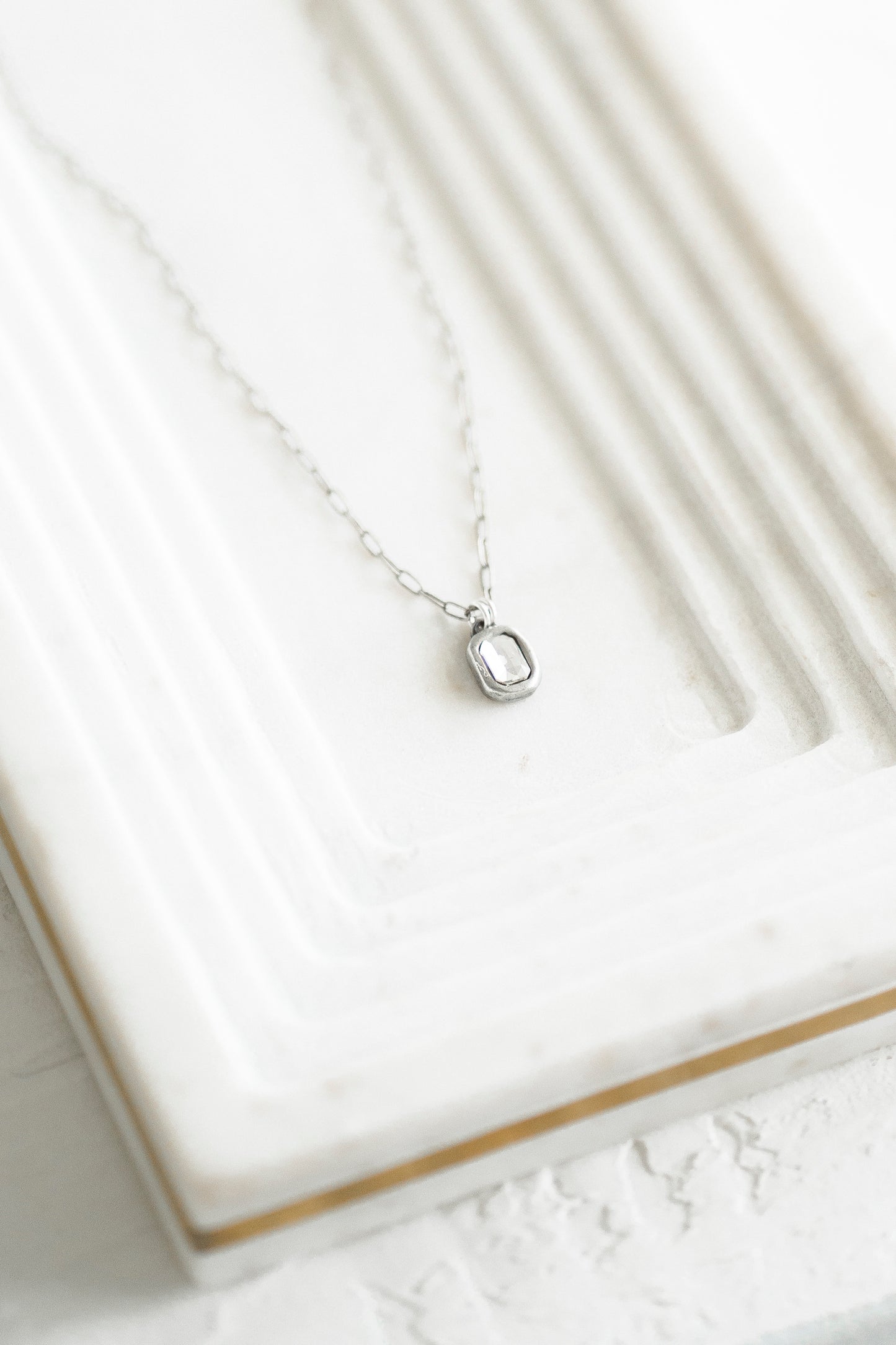 Cove Necklace
