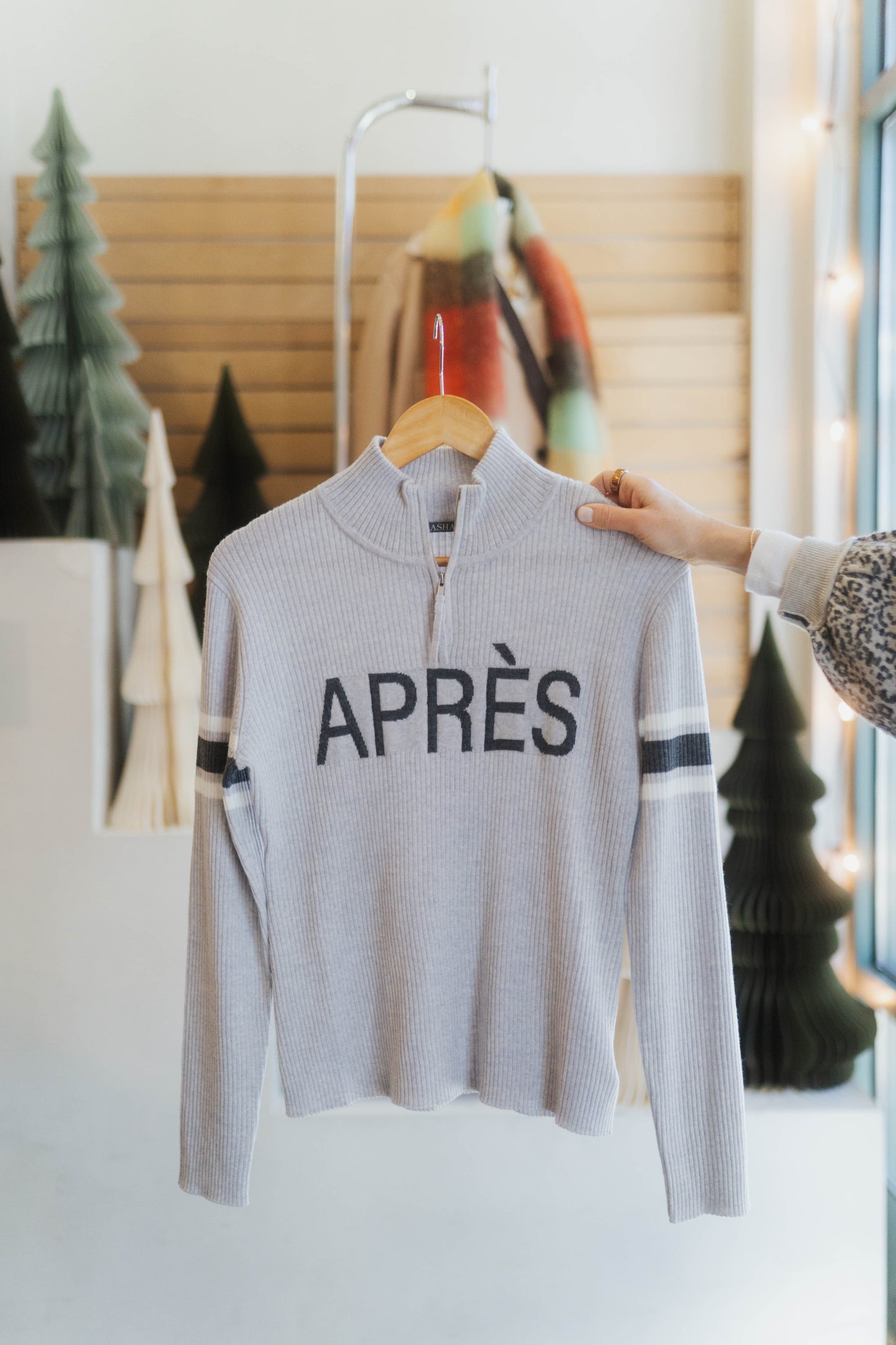 Merino Apres Qtr Zip Mock Neck