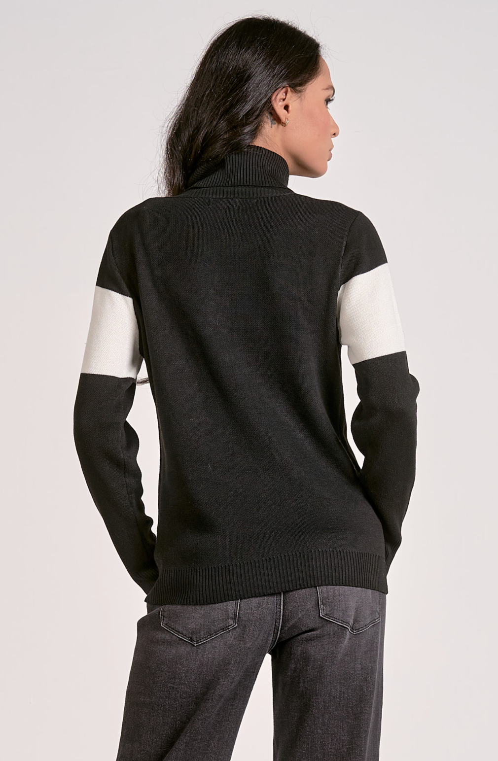 Turtleneck Apres Sweater