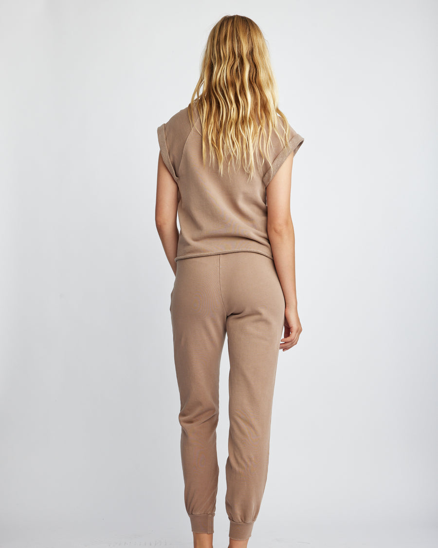 Lei Jogger