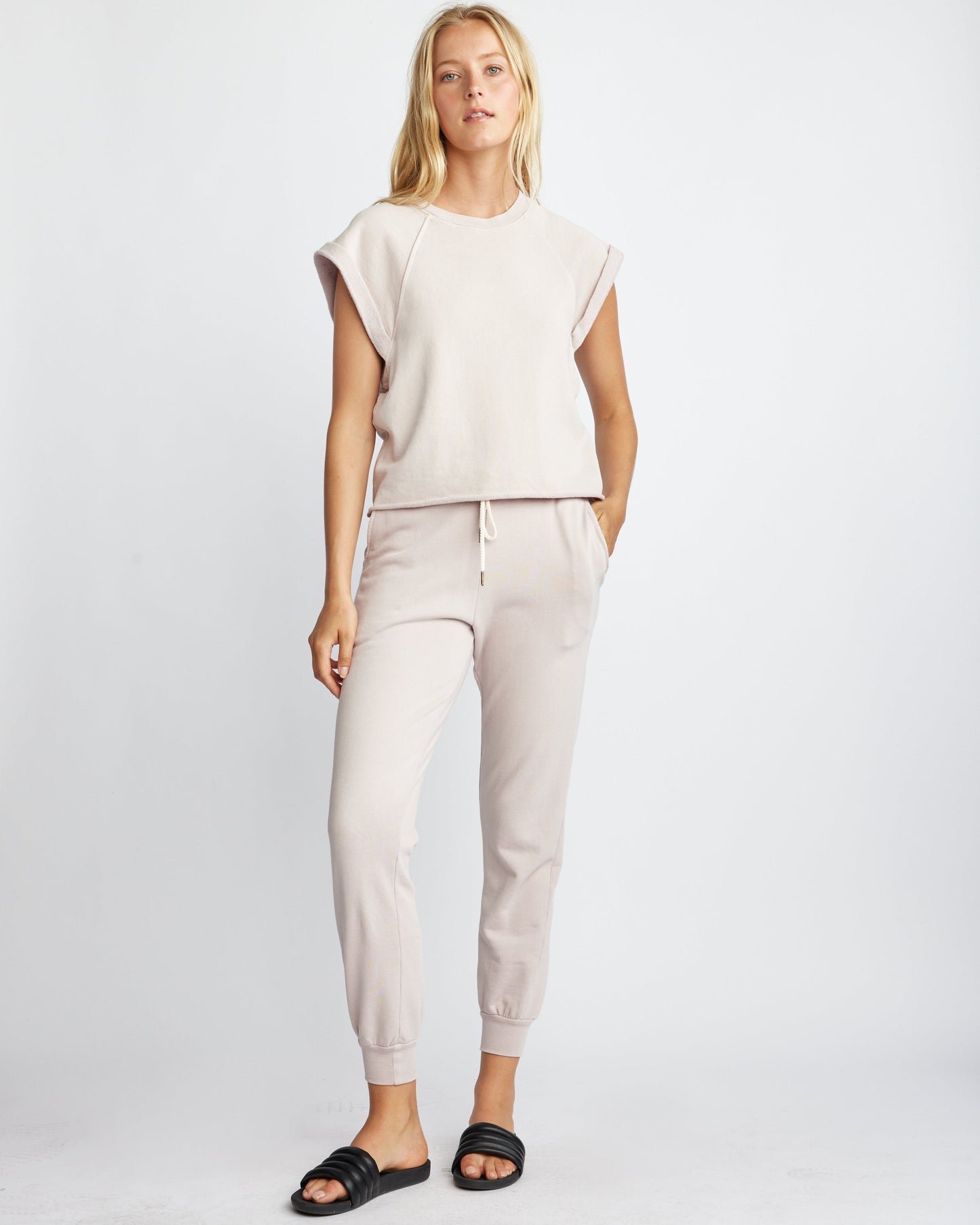 Lei Jogger