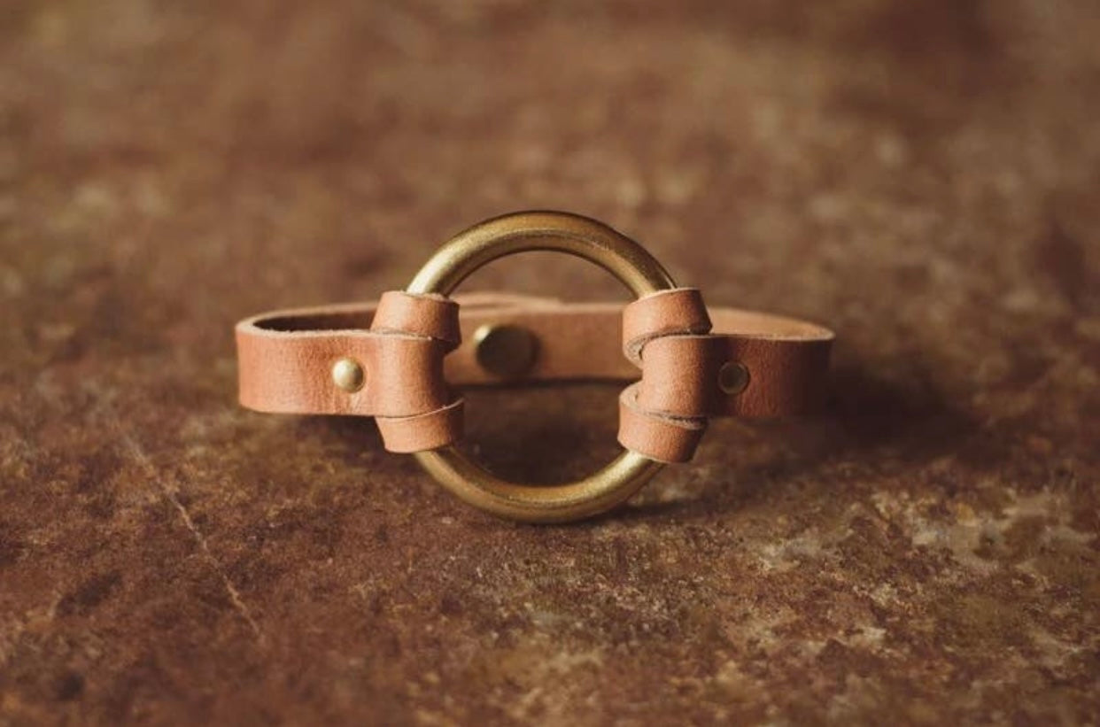 Leather O-Ring Bracelet