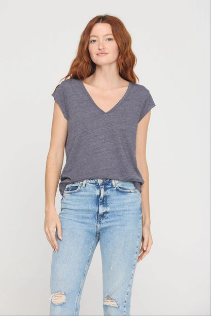 Canyon V Neck Tee