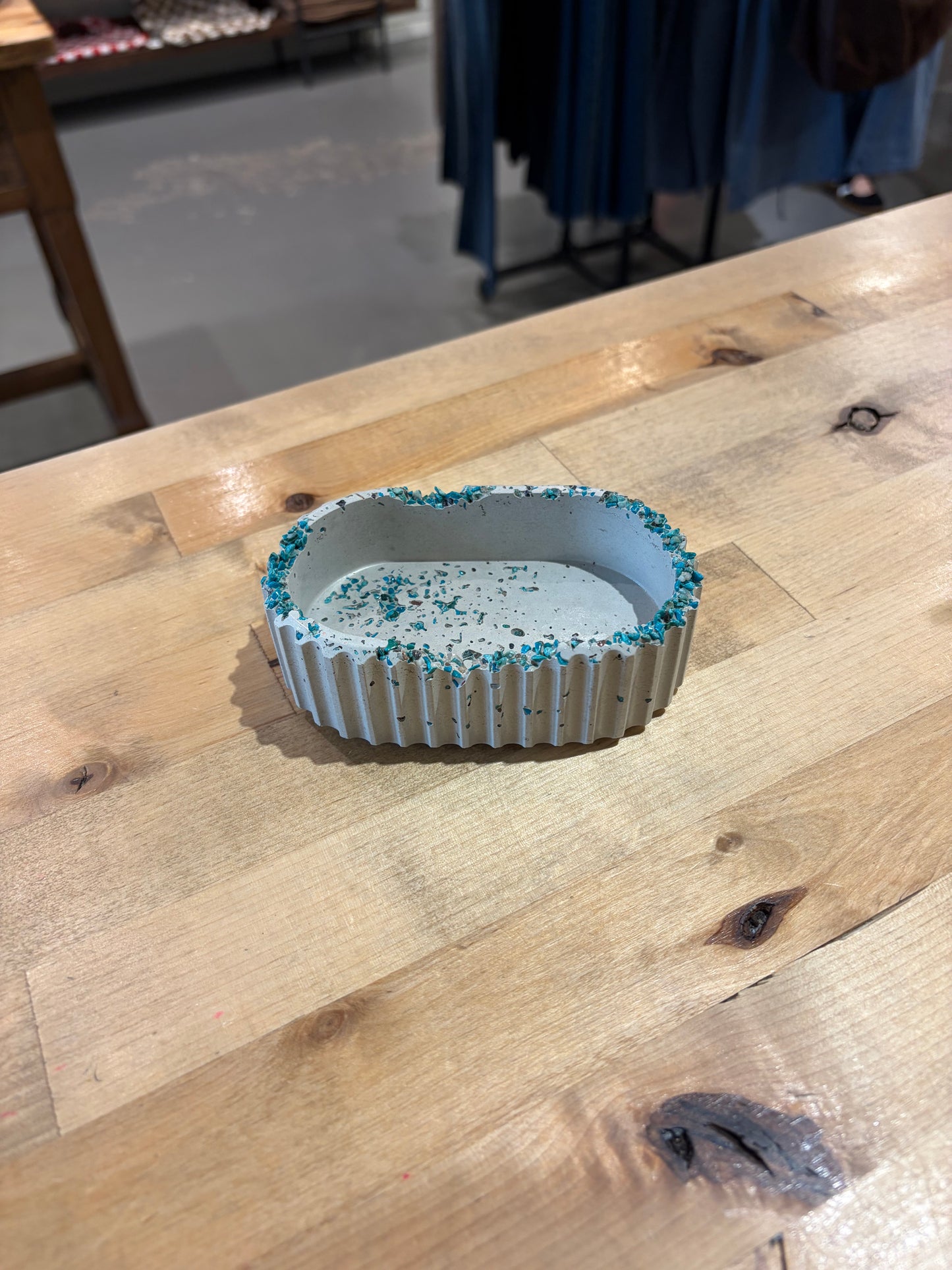 Turq Cemented Fluted Dish