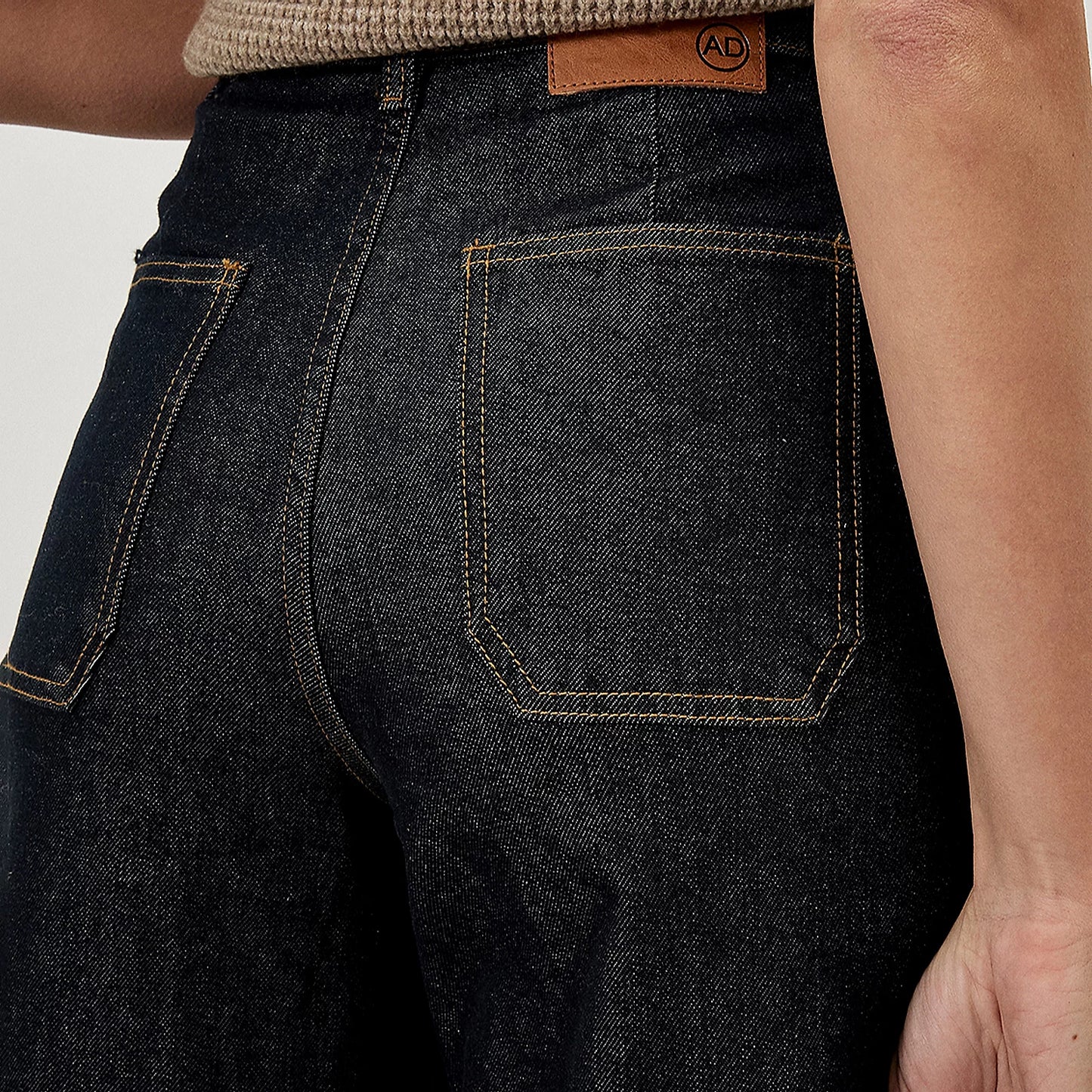 Aiko Raw Displaced Seam Barrel Jean
