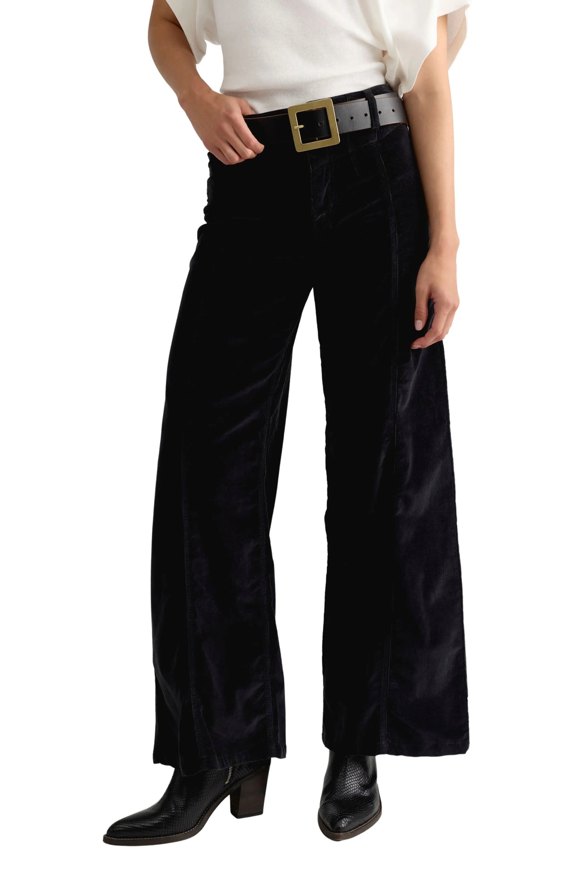 Libre Cord Wide Leg Pant
