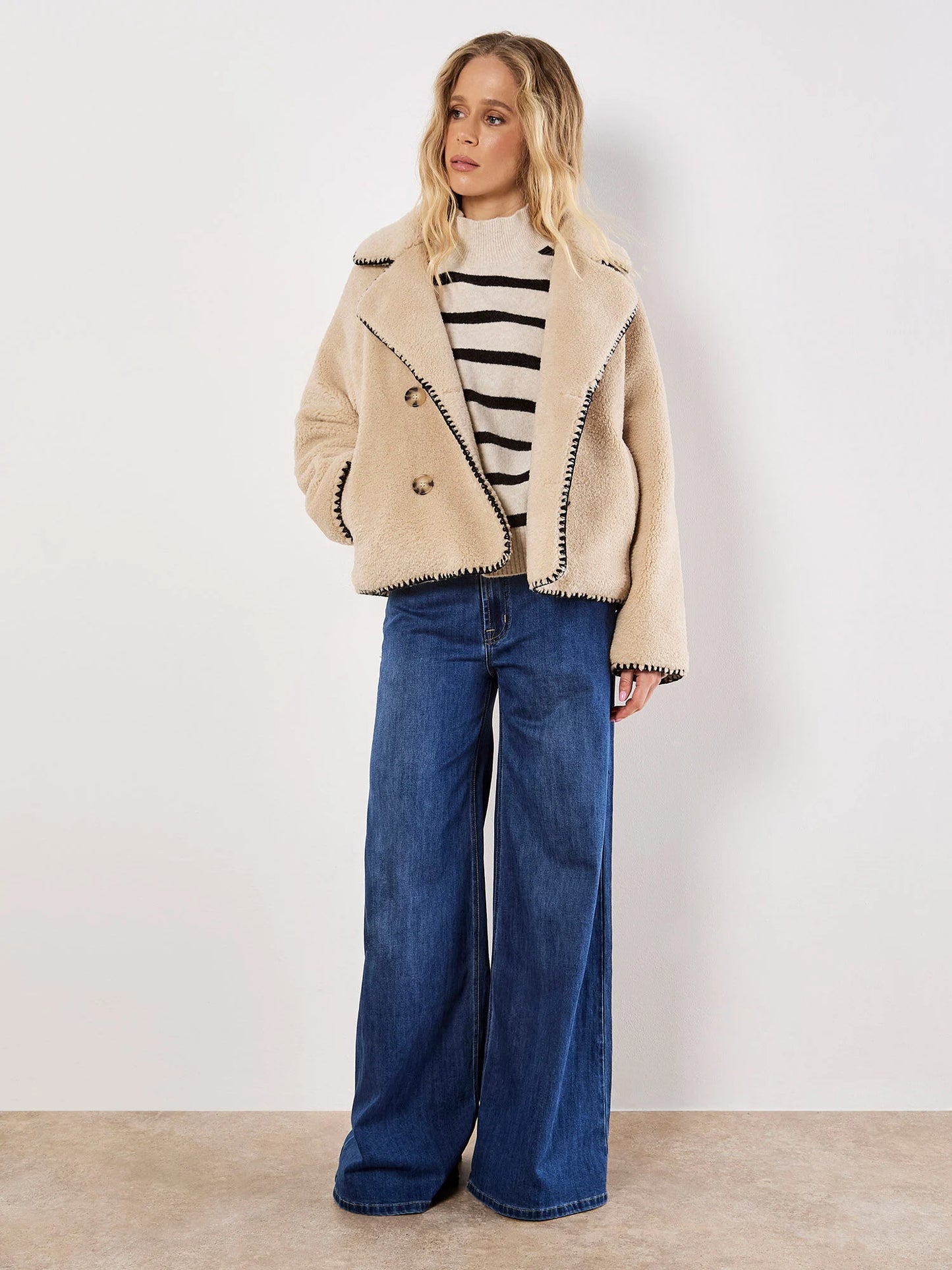 Blanket Stitch Teddy Borg Jacket