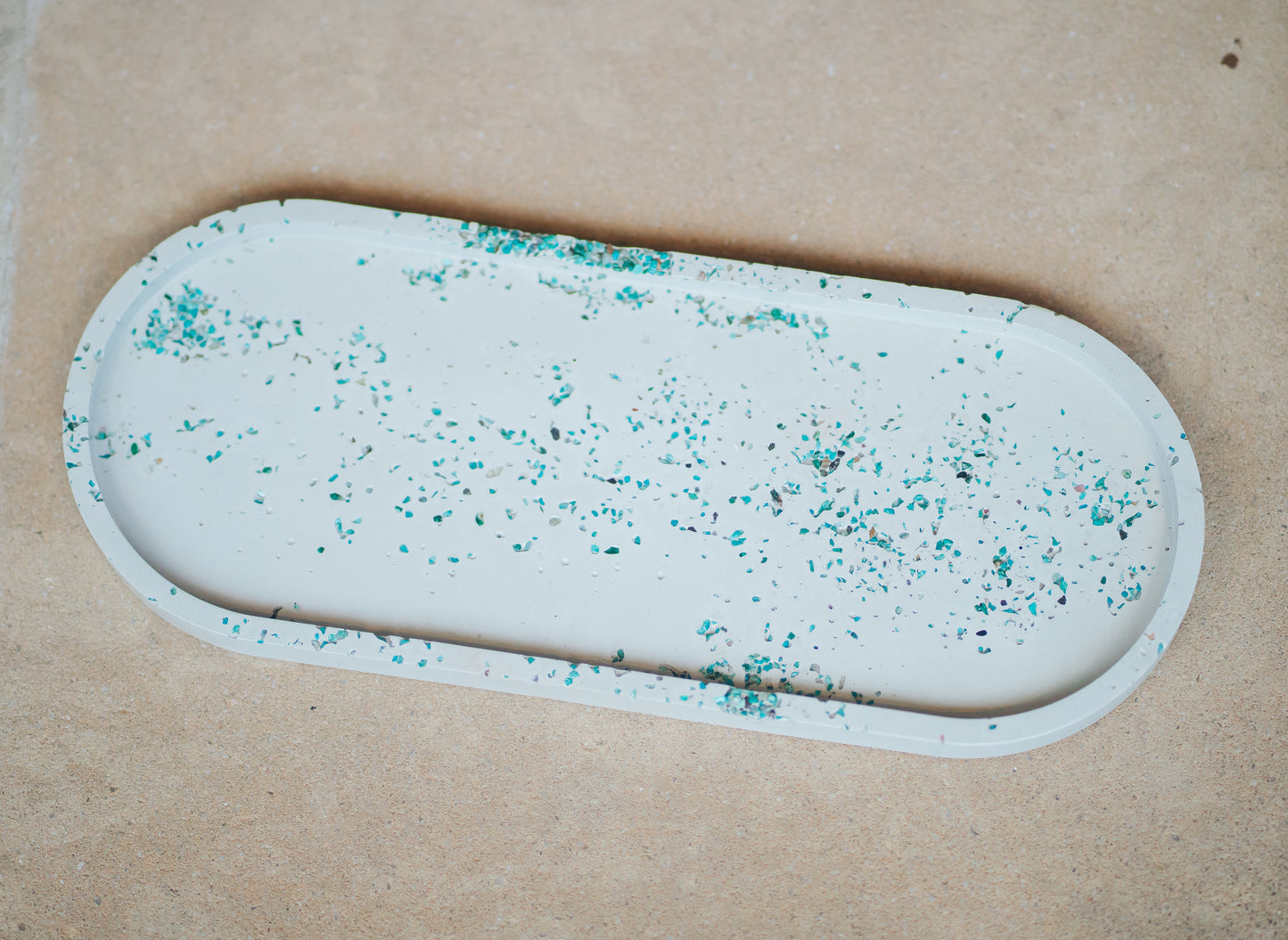 Turq Cemented Oval Tray