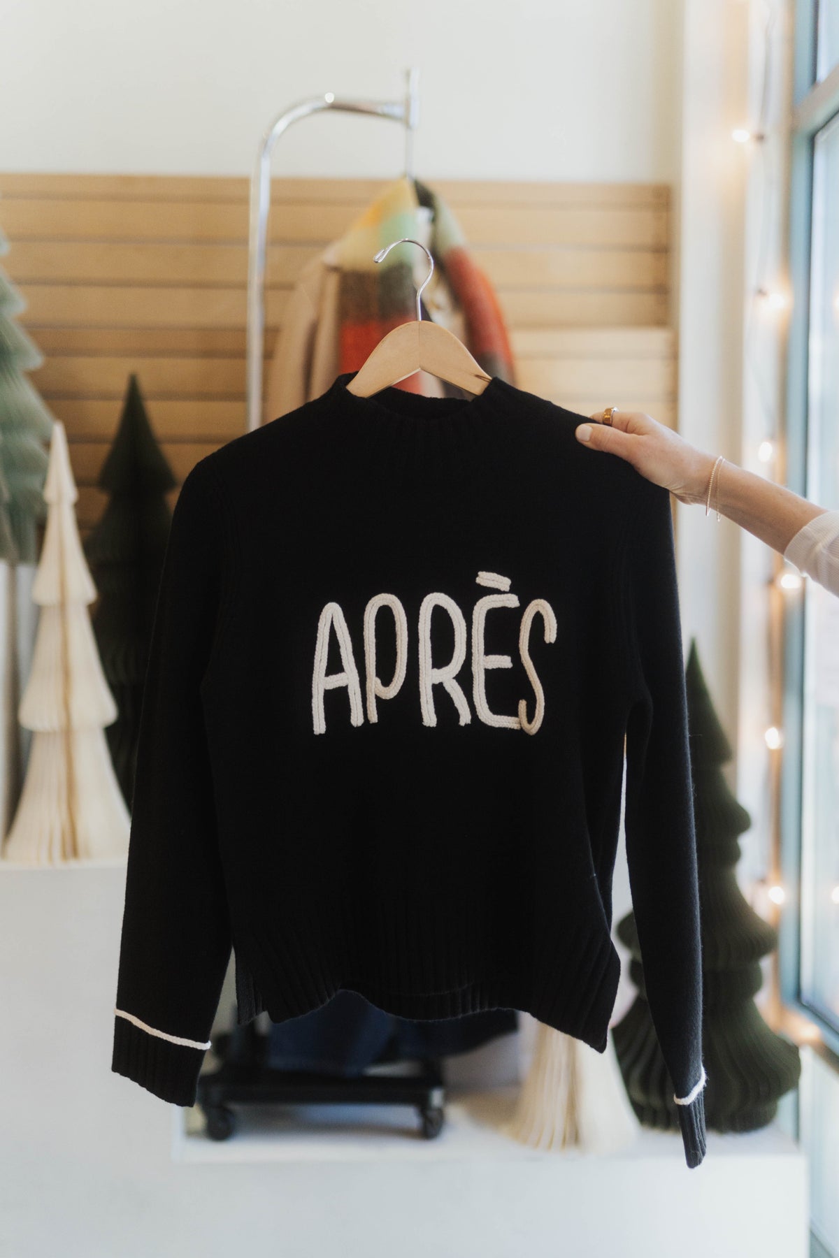 100% Merino Apres Mock Neck
