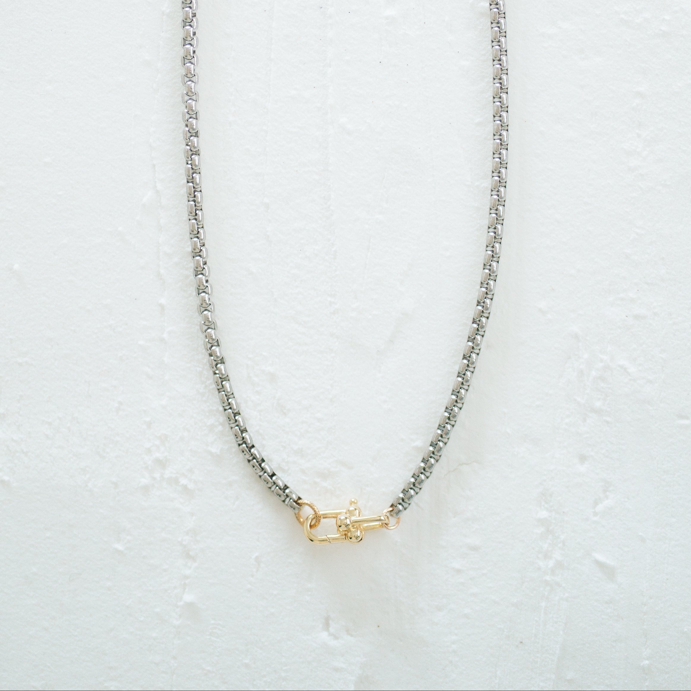 Wesley Necklace – Olive & Tweed