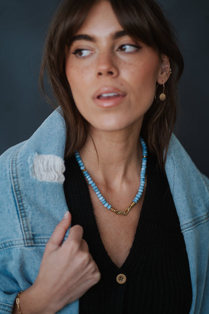 Dainty Dot Earring