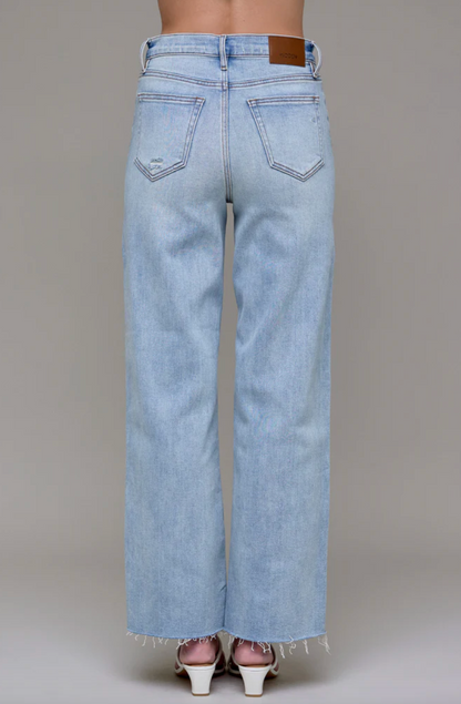 Logan Light Wash Classic Stretch Dad Jean