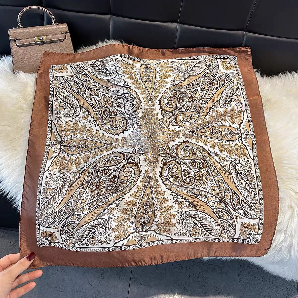 Medium Paisley Scarf