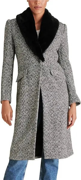 Dienne Coat