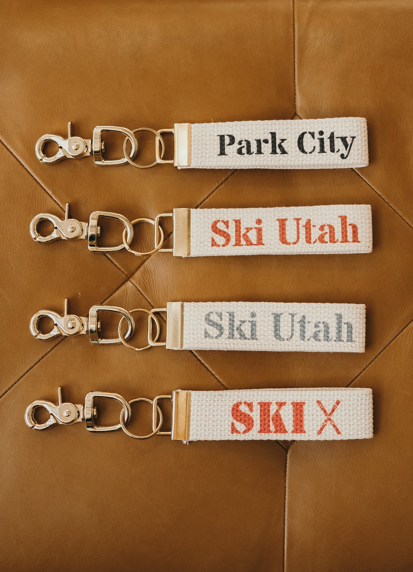 Ski UT key chain